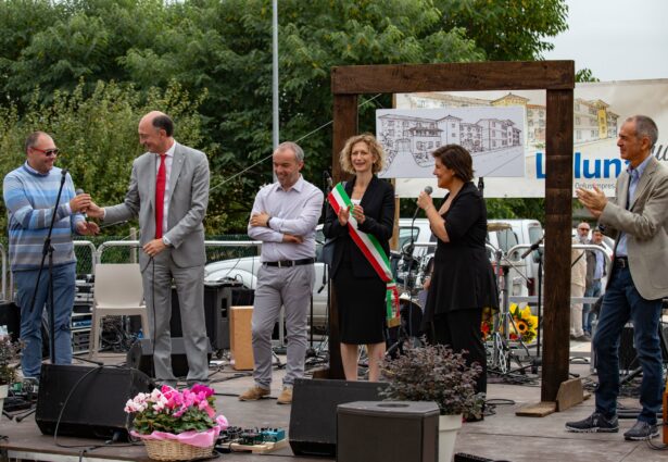 palco inaugurazione 615x425 - News